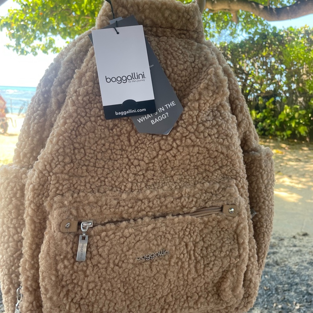 Baggallini Tan Sherpa Backpack